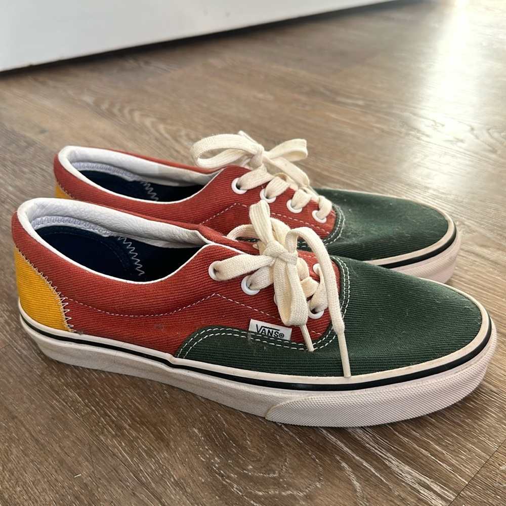 Vans - Picture 3 of 3
